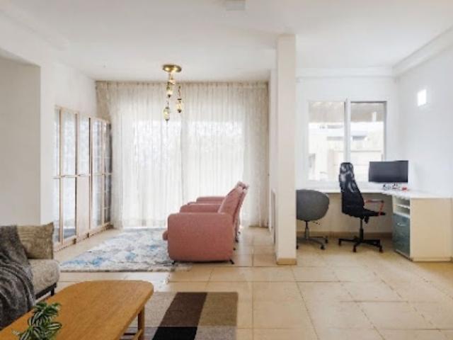 Rental | 4 BHK + Pooja Room 2673 Sq.Ft. Penthouse in Bhartiya Nikoo Homes