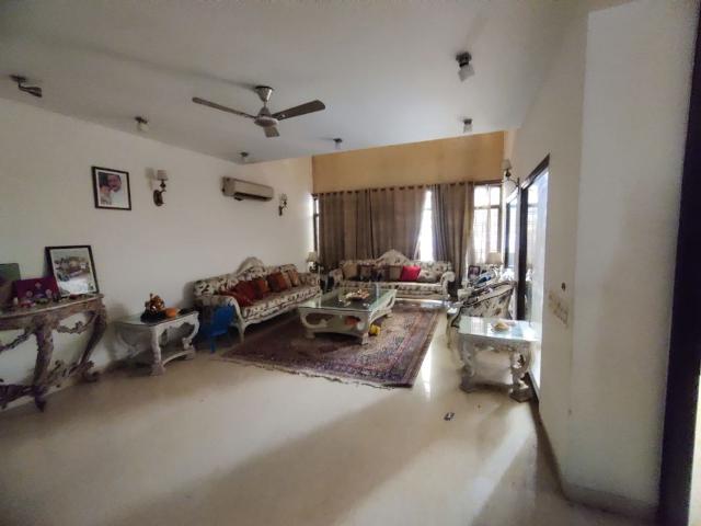 Rental | 4 BHK + Pooja Room 3317 Sq.Ft. Villa in Nirvana Country Birch Court