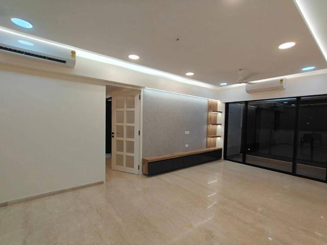 Rental | 4 BHK + Pooja Room,Servant Room 1657 Sq.Ft. Apartment in Kalpataru Magnus