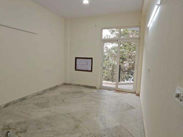 Rental | 4 BHK + Pooja Room,Servant Room 1770 Sq.Ft. Apartment in DLF The Wellington Estate