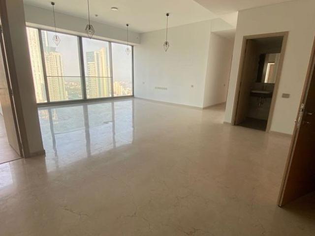 Rental | 4 BHK + Pooja Room,Servant Room 2156 Sq.Ft. Apartment in Rustomjee Crown