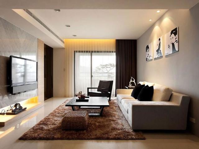 Rental | 4 BHK + Pooja Room,Servant Room 2100 Sq.Ft. Apartment in Rustomjee Crown