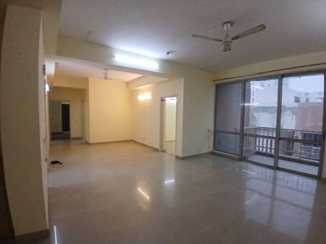 Rental | 4 BHK + Pooja Room,Servant Room 2690 Sq.Ft. Apartment in Pioneer Park Phase 1