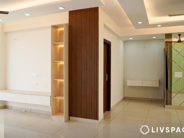 Rental | 4 BHK + Pooja Room,Servant Room 275 Sq.Yd. Apartment in BPTP Eden Estate