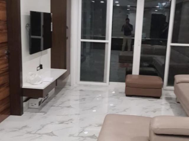 Rental | 4 BHK + Pooja Room,Servant Room 2800 Sq.Ft. Apartment in DSR Reganti
