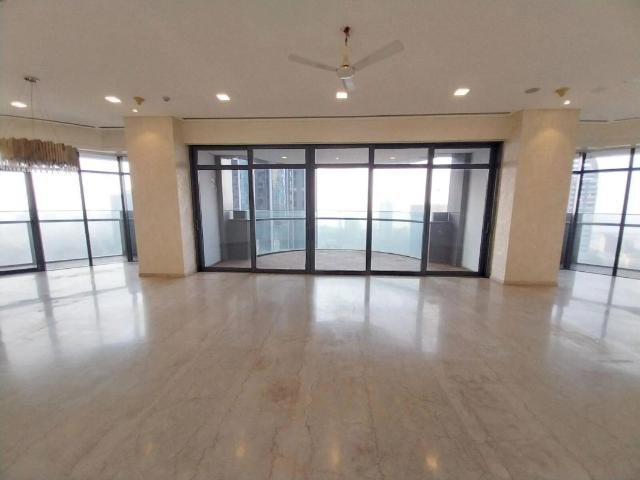 Rental | 4 BHK + Pooja Room,Servant Room 3000 Sq.Ft. Apartment in Omkar 1973