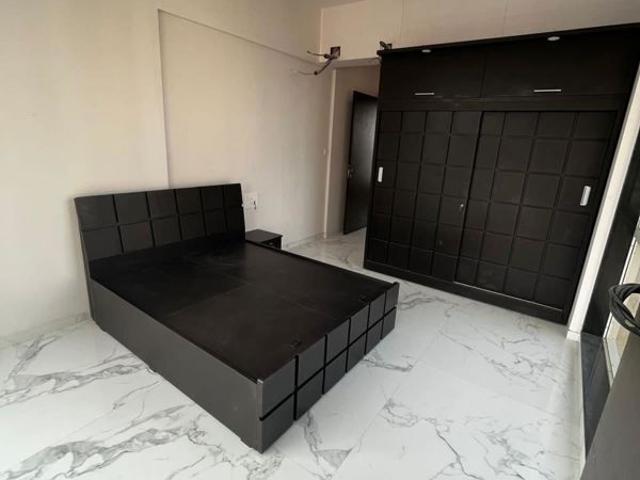 Rental | 4 BHK + Pooja Room,Servant Room 3000 Sq.Ft. Apartment in NSG Chittaranjan Tower