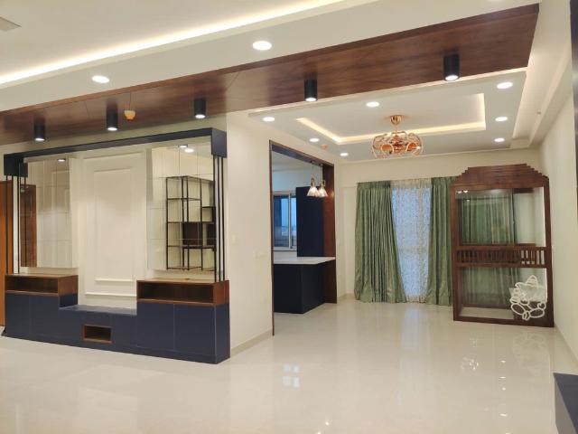 Rental | 4 BHK + Pooja Room,Servant Room 3975 Sq.Ft. Apartment in SNN Clermont