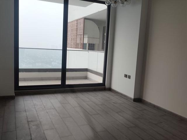 Rental | 4 BHK + Pooja Room,Servant Room 4425 Sq.Ft. Apartment in Mahagun Mezzaria