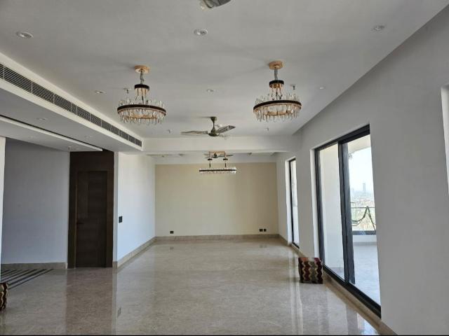 Rental | 4 BHK + Pooja Room,Servant Room,Extra Room 4482 Sq.Ft. Apartment in ABA County 107