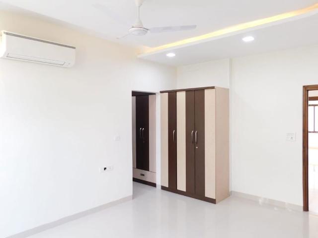 Rental | 4 BHK + Pooja Room,Servant Room,Study Room 4220 Sq.Ft. Villa in DivyaSree Orion Villas