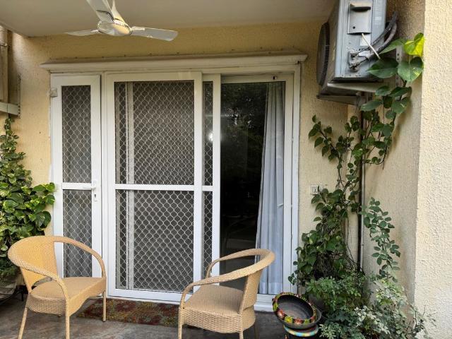 Rental | 4 BHK + Pooja Room,Servant Room,Study Room 351 Sq.Yd. Apartment in Emaar MGF Emerald Hills