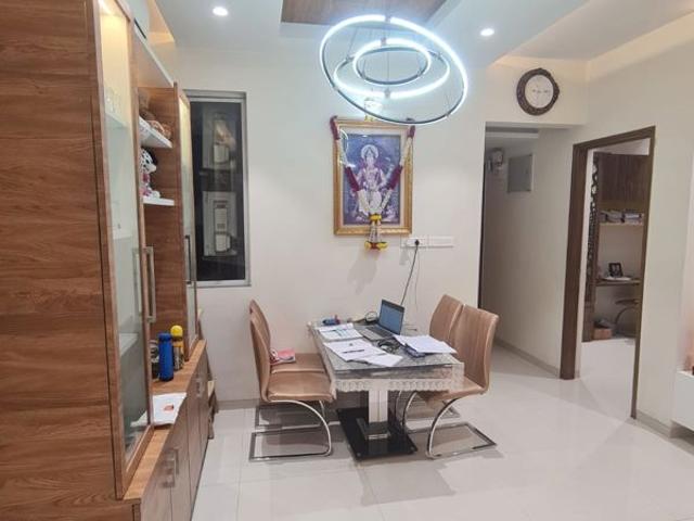 Rental | 4 BHK + Pooja Room,Servant Room,Study Room,Extra Room,Basement,Store Room 1450 Sq.Ft. Apartment in Wadhwa TW Gardens