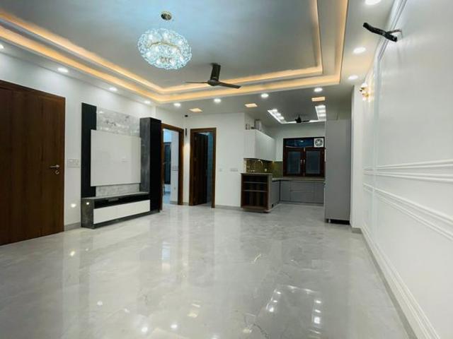 Rental | 4 BHK + Pooja Room,Servant Room,Study Room,Extra Room,Basement,Store Room 2385 Sq.Ft. Apartment in Bestech Park View City 2