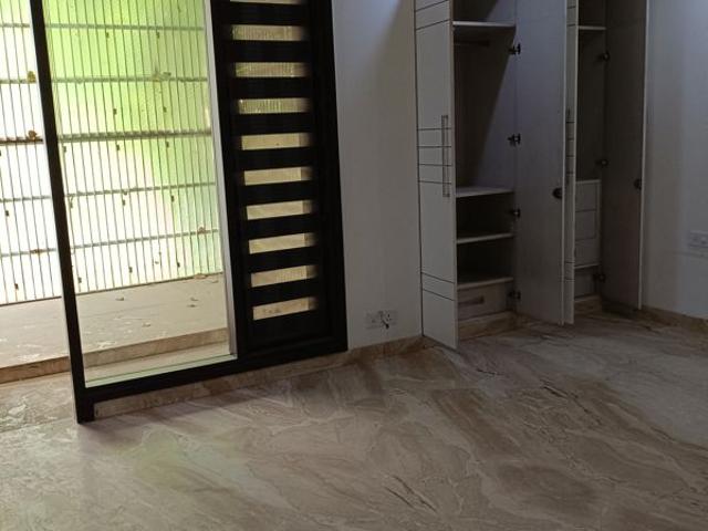 Rental | 4 BHK + Pooja Room,Servant Room,Study Room,Extra Room,Basement,Store Room 500 Sq.Yd. Independent House in New Friends Colony