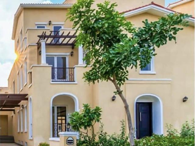 Rental | 4 BHK + Pooja Room,Servant Room,Study Room,Extra Room,Basement 4500 Sq.Ft. Apartment in BPTP Amstoria Country Floor