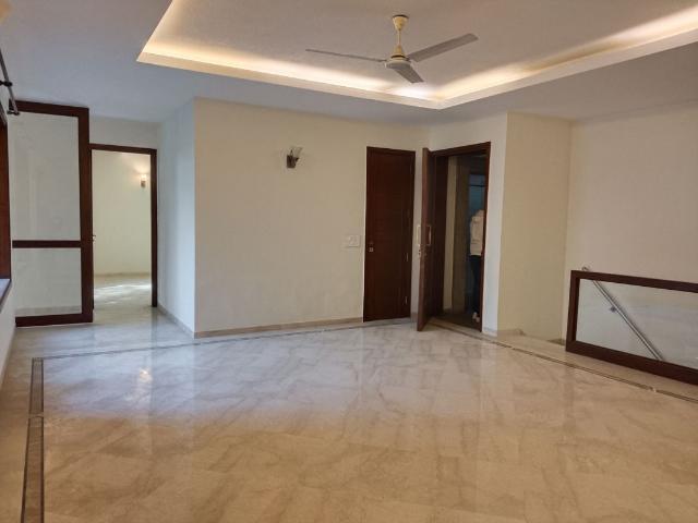 Rental | 4 BHK + Pooja Room,Servant Room,Study Room,Extra Room,Store Room 7500 Sq.Ft. Apartment in Vasant Vihar