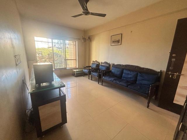 Rental | 4 BHK + Pooja Room,Servant Room,Study Room,Extra Room 1475 Sq.Ft. Apartment in Wadhwa TW Gardens