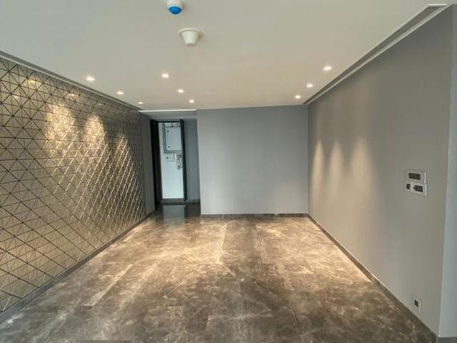 Rental | 4 BHK + Pooja Room,Servant Room,Study Room,Extra Room 1600 Sq.Ft. Apartment in Lodha Trump Tower