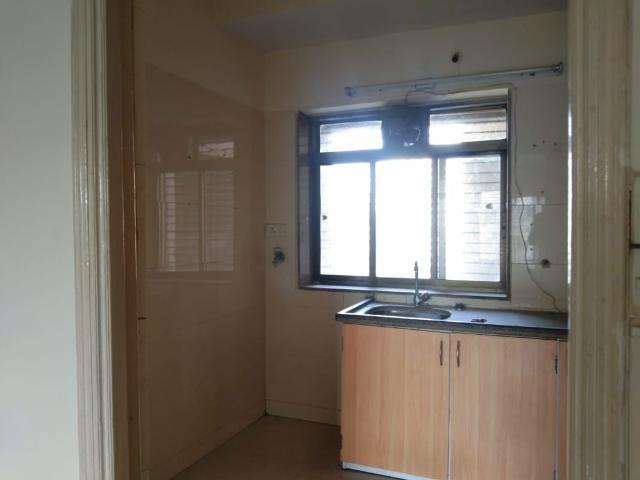 Rental | 4 BHK + Pooja Room,Servant Room,Study Room,Extra Room 2500 Sq.Ft. Apartment in Rustomjee Crown