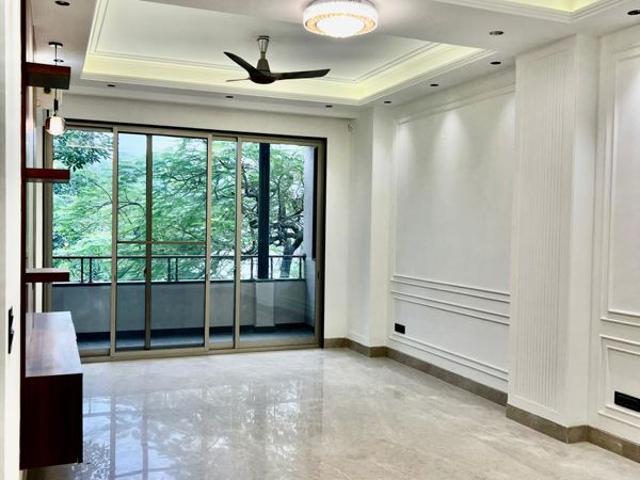 Rental | 4 BHK + Pooja Room,Servant Room,Study Room,Extra Room 2500 Sq.Ft. Apartment in Safdarjung Enclave