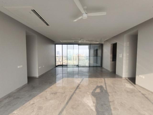 Rental | 4 BHK + Pooja Room,Servant Room,Study Room,Extra Room 2200 Sq.Ft. Apartment in Akshar One Akshar