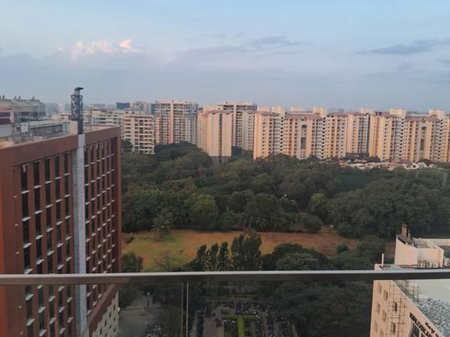 Rental | 4 BHK + Pooja Room,Servant Room,Study Room,Extra Room 4440 Sq.Ft. Apartment in Embassy Lake Terrace