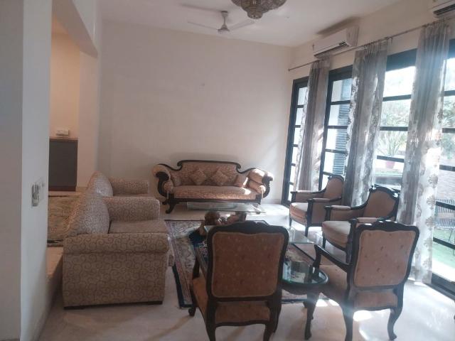Rental | 4 BHK + Pooja Room,Servant Room,Study Room,Extra Room 4750 Sq.Ft. Villa in Vipul Tatvam Villas