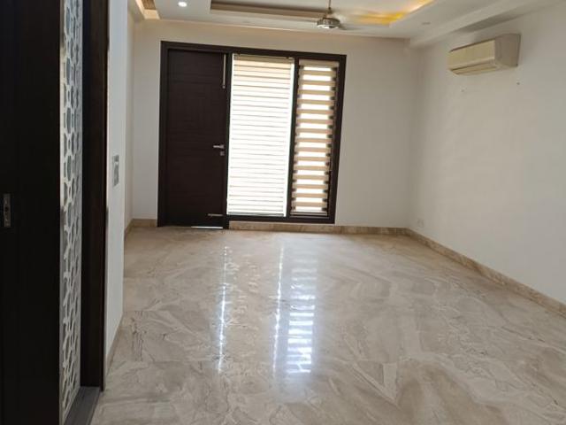 Rental | 4 BHK + Pooja Room,Servant Room,Study Room,Extra Room 500 Sq.Yd. Independent House in New Friends Colony