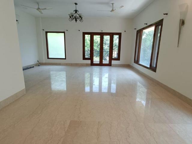 Rental | 4 BHK + Pooja Room,Servant Room,Study Room,Extra Room 7200 Sq.Ft. Apartment in Panchsheel Park