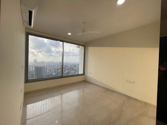 Rental | 4 BHK + Pooja Room,Store Room 1211 Sq.Ft. Apartment in Palm Hills