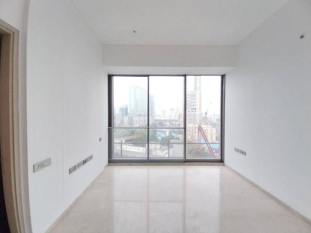 Rental | 4 BHK + Pooja Room,Store Room 2560 Sq.Ft. Apartment in Rustomjee Crown