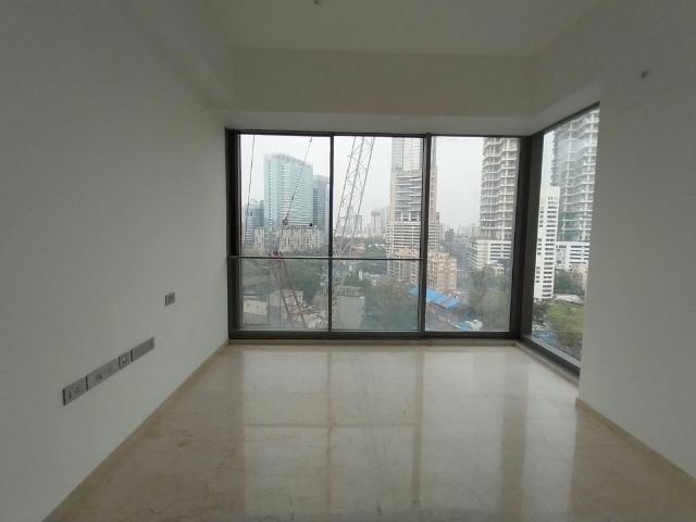 Rental | 4 BHK + Pooja Room,Study Room,Store Room 2500 Sq.Ft. Apartment in Rustomjee Crown