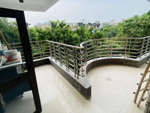 Rental | 4 BHK + Prayer Room 2000 Sq.Ft. Apartment in Dwarka