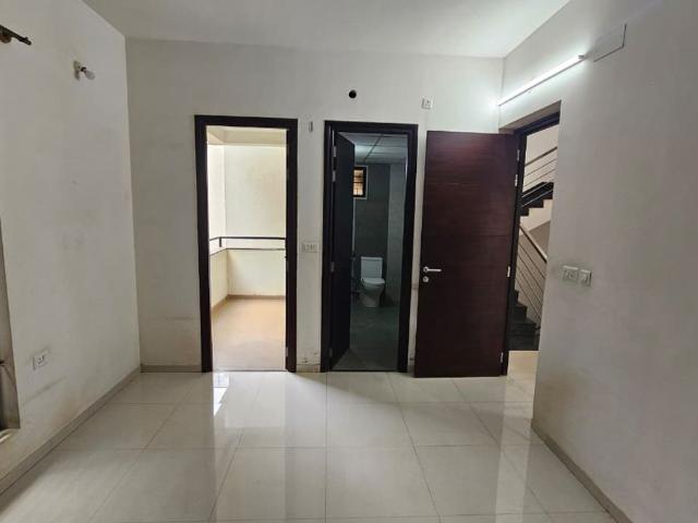 Rental | 4 BHK + Prayer Room,Servant Room,Extra Room,Store Room 3500 Sq.Ft. Villa in Casa Grande Luxus