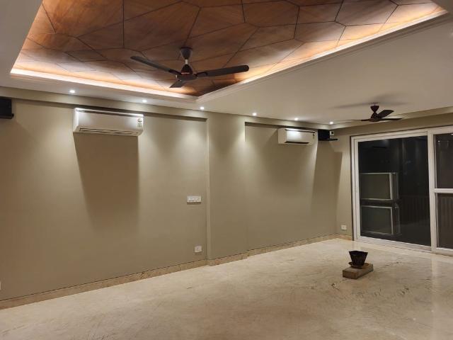 Rental | 4 BHK + Prayer Room,Servant Room,Study Room,Extra Room 3100 Sq.Ft. Apartment in Chattarpur