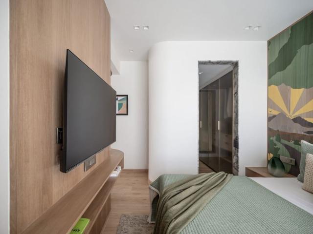 Rental | 4 BHK + Prayer Room,Servant Room,Study Room,Extra Room,Basement,Store Room 1500 Sq.Ft. Apartment in Piramal Mahalaxmi