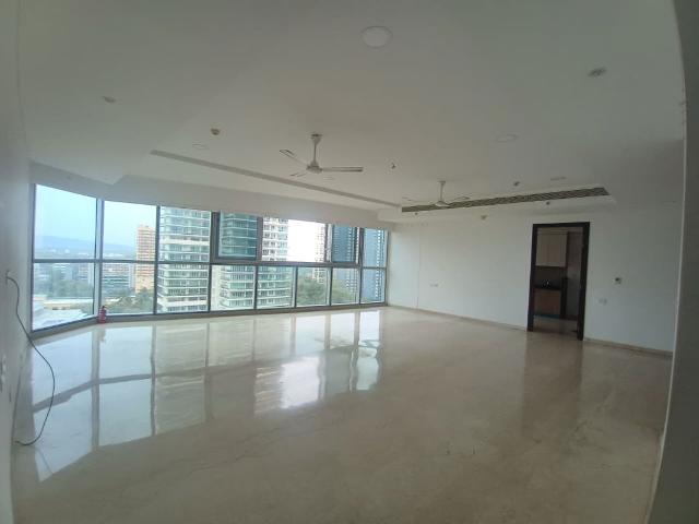 Rental | 4 BHK + Prayer Room,Servant Room 2500 Sq.Ft. Apartment in Bombay Realty Two ICC