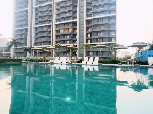 Rental | 4 BHK + Prayer Room,Study Room,Extra Room,Store Room 4500 Sq.Ft. Apartment in Gulshan Dynasty
