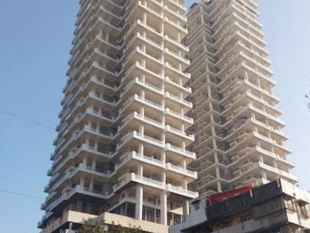 Rental | 4 BHK + Prayer Room,Study Room,Store Room 2600 Sq.Ft. Apartment in Indiabulls Sky Forest