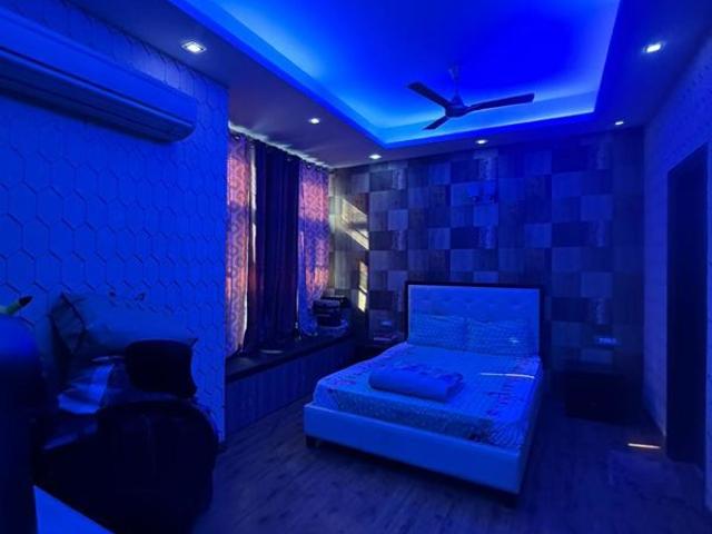 Rental | 4 BHK + Prayer Room,Store Room 3500 Sq.Ft. Villa in RWA Apartments Sector 50