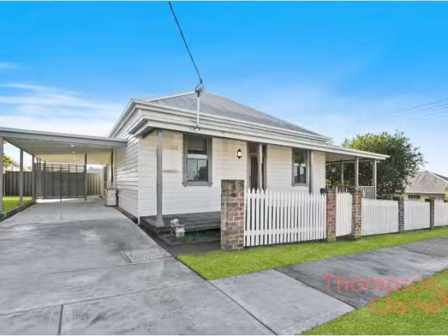 Deal! 4 BR 40 Cooper Street, CESSNOCK House for rent Listed b.