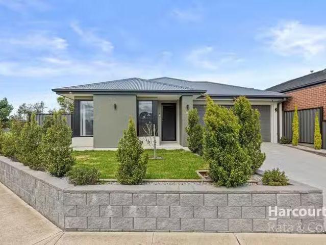 Cozy 4 BR 40 Sallybank Crescent, Wollert, VIC 3750