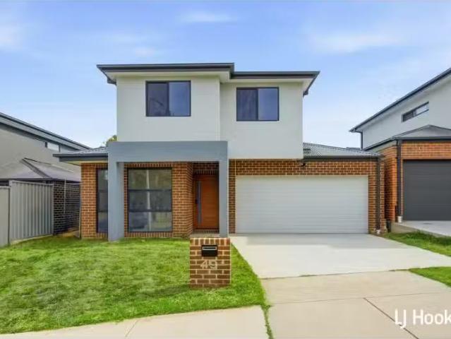 For Rent! 4 BR 49 Negus Crescent, WATSON House for rent Liste.