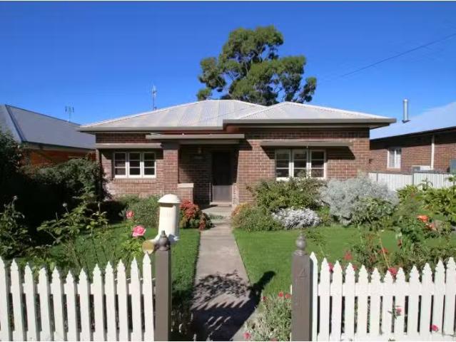 Rental! 4 BR 4 Curran Street, ORANGE House for rent Listed by.