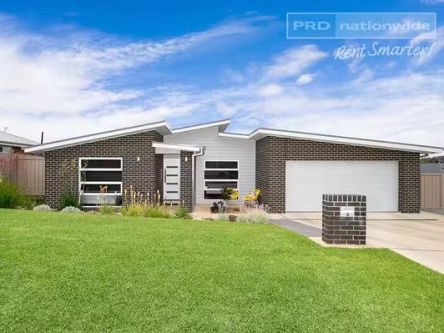 Rental! 4 BR 4 Pooginook Place, Bourkelands, NSW 2650
