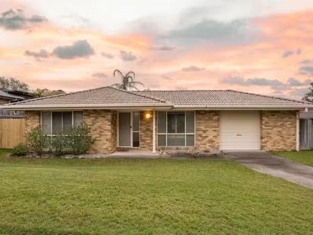 Rental! 4 BR 53 Mc Pherson Road, SINNAMON PARK, QLD 4073 Hou.