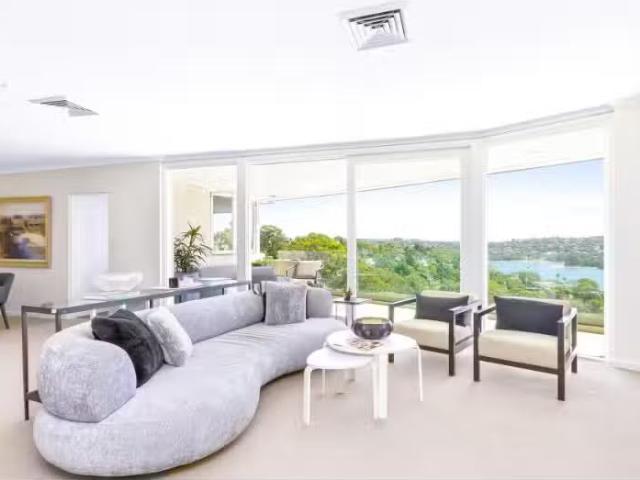 Cheap 4 BR 5/17 Warringah Road, Mosman Apartment for rent Lis.