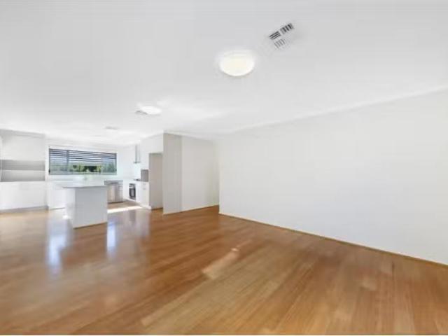 Unique 4 BR 51 Lindsay Pryor Street, Wright House for rent Li.