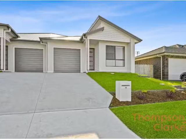 Unique 4 BR 58 Wicklow Road, CHISHOLM Townhouse for rent List.
